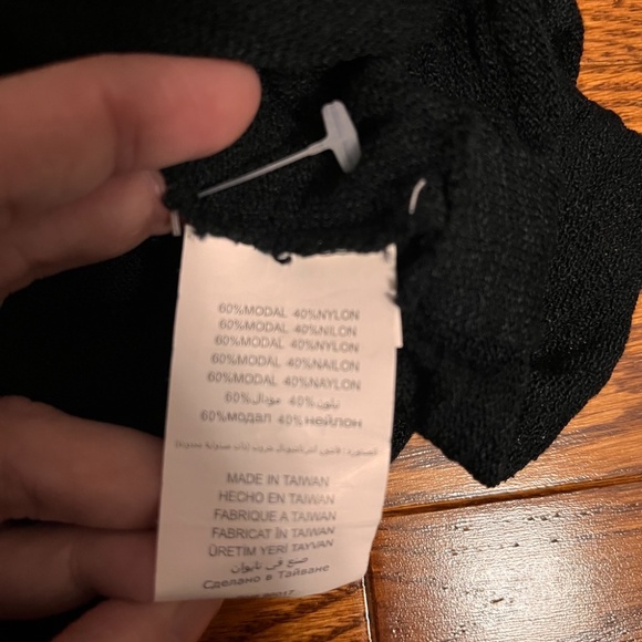 bebe black long top fit med-large - Picture 6 of 11